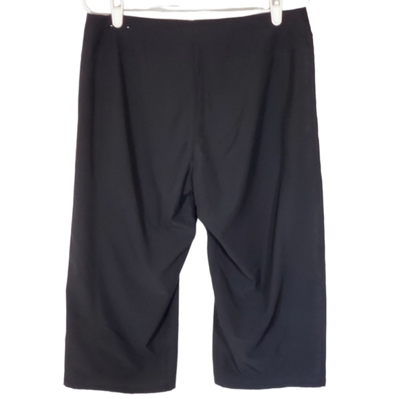 🟢1025 * The North Face Women's Capris Black Size 6 - Picture 2 of 11